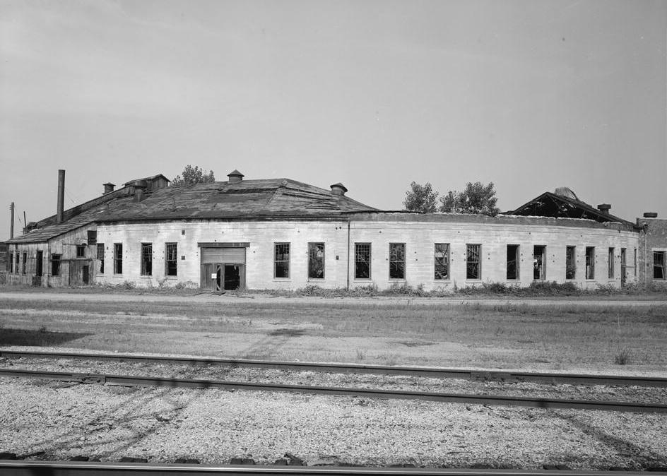 Chicago, Burlington and Quincy -CBQ- Railroad Roundhouse and Shops, Aurora Illinois Roundhouse, facing west