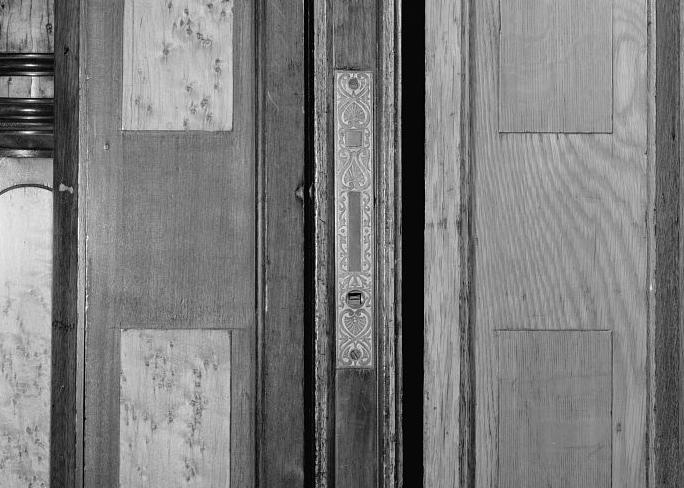 Hegeler Carus Mansion, La Salle Illinois 2008 First floor, dining room, pocket door and trim detail
