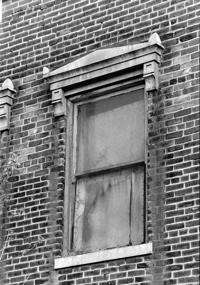 Roots Blower Company, Connersville Indiana 1974 TELEPHOTO VIEW OF SECOND-FLOOR WINDOW AND SURROUND