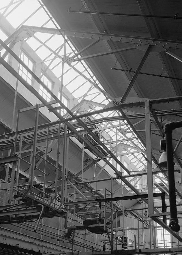Wiedemann Brewing Company, Newport Kentucky 1985 Bottling Shop 7 INTERIOR ROOF DETAIL AT NORTH WALL OF BUILDING LOOKING EAST