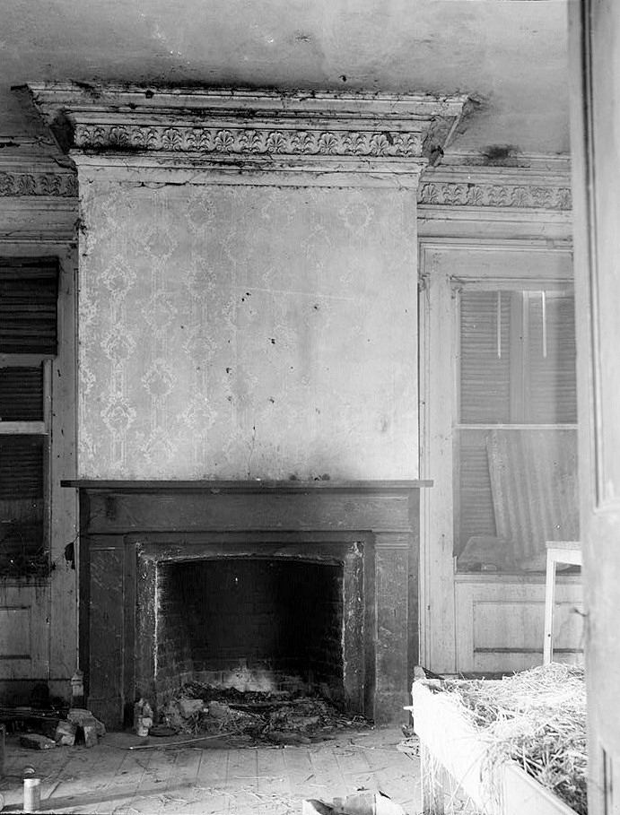 Woodlawn Plantation Mansion, Napoleonville Louisiana March, 1937 FIREPLACE AND CORNICE IN ROOM 201  