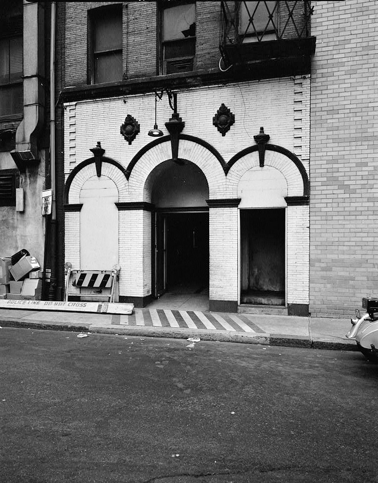BF Keith Memorial Theater - Opera House, Boston Massachusetts 1970 EAST END OF TREMONT STREET ANNEX, LOOKING ACROSS MASON STREET