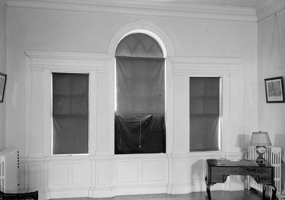 Poplar Hill -  His Lordships Kindness, Rosaryville Maryland 1936 PALLADIAN WINDOW, SECOND FLOOR HALL - EAST WALL.