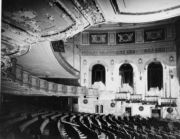 Orchestra Hall (Paradise Theatre), Detroit Michigan 1970 AUDITORIUM SOUTH WALL FROM BELOW MEZZANINE
