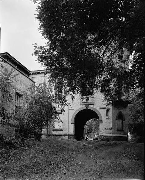 Rose Hill, Tivoli New York SOUTH FRONT OF TOWER WITH ENTRANCEWAY AND ARCH
