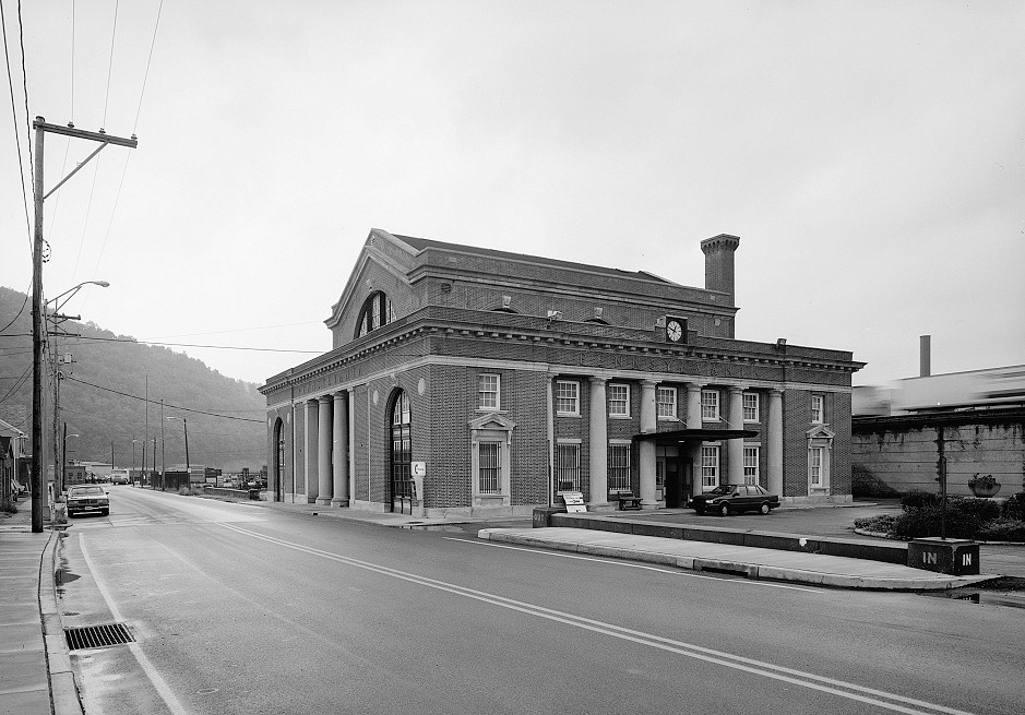 Pennsylvania Railroad Station, Johnstown Pennsylvania 1988 WEST STREET FRONT AND SOUTH SIDE