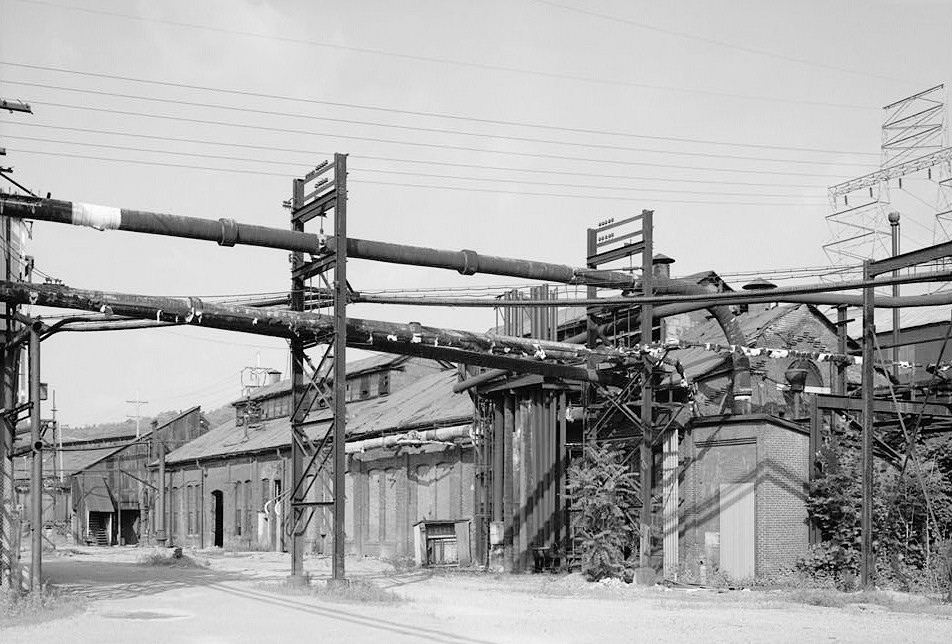 Pittsburgh Steel Company Monessen Works, Monessen Pennsylvania 1995 GENERAL VIEW OF BRICK BUILDING NORTH OF OPEN HEARTH ALONG TRACKS.