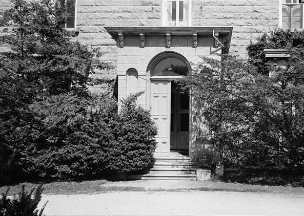 Mary T. Porter House, Newport Rhode Island 1969 DETAIL SOUTHWEST FRONT ENTRANCE