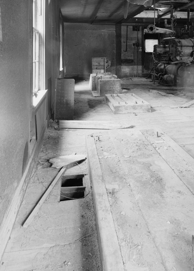 Bald Mountain Gold Mill, Lead South Dakota 1992 PORTLAND HOISTHOUSE, COMPRESSOR WING INTERIOR WITH MACHINERY FOUNDATIONS ALONG NORTHWEST WALL FROM SOUTHWEST.