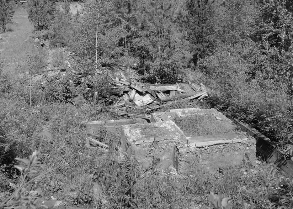 Bald Mountain Gold Mill, Lead South Dakota 1992 MACHINERY FOUNDATION NORTH OF CLINTON MINE ON TRAMLINE TO DECORAH MINE, VIEW FROM SOUTH.
