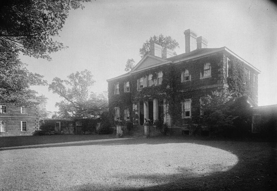 Mount Airy Plantation, Warsaw Virginia View from northwest (1971)