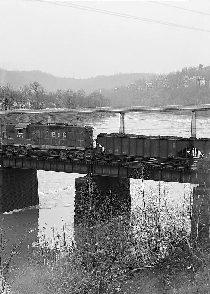 Railroad Machine Shop and Foundry, Grafton West Virginia TRAIN CROSSING TYGART RIVER AT GRAFTON.