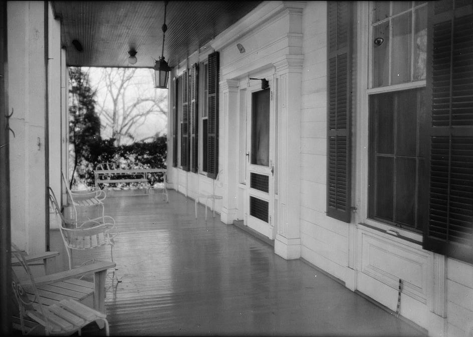 Arlington Place - Munger Mansion, Birmingham Alabama 1937 LOOKING EAST ON FRONT PORCH
