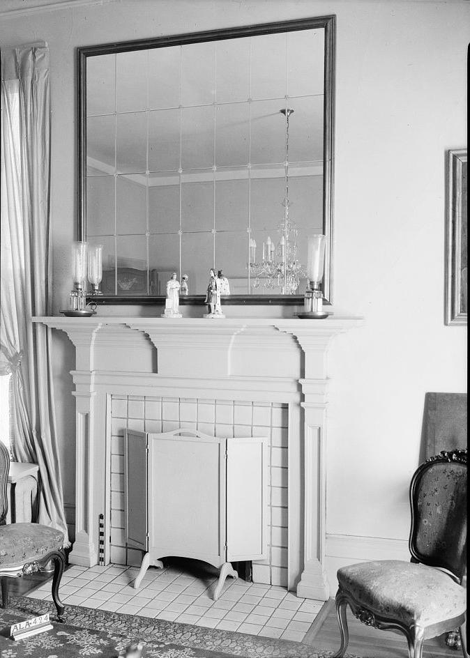 Arlington Place - Munger Mansion, Birmingham Alabama 1937 MANTEL ON EAST WALL OF SOUTH EAST ROOM