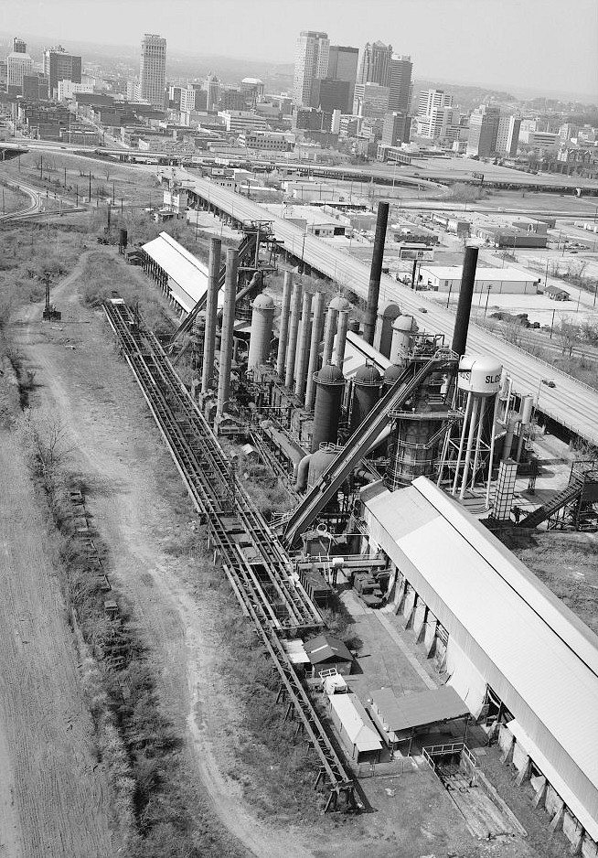 Sloss Furnace - Sloss-Sheffield Steel & Iron Company, Birmingham Alabama 1994 AERIAL VIEW LOOKING TOWARD BIRMINGHAM CITY CENTER