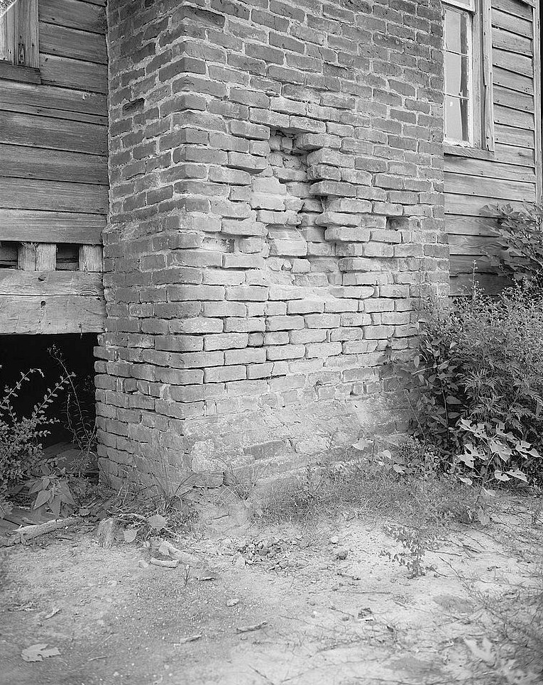 Josiah Haigler Plantation House, Burkville Alabama 1983 Detail of chimney bottom, east end