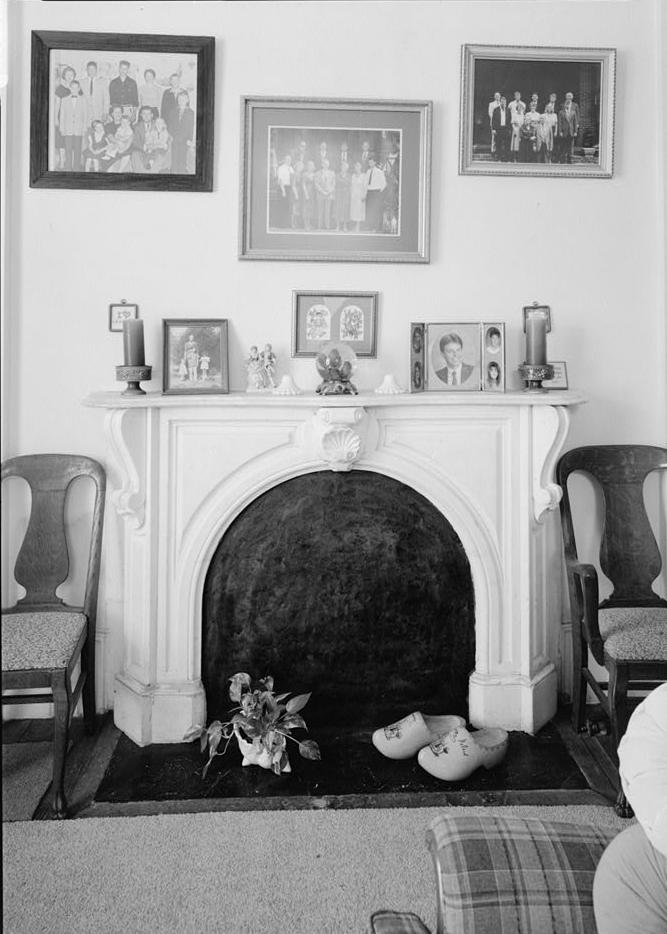 Kenworthy Hall - Carlisle-Martin House, Marion Alabama DETAIL VIEW IN FIRST FLOOR BEDROOM (SITTING ROOM) LOOKING AT THE FIREPLACE AND MANTEL
