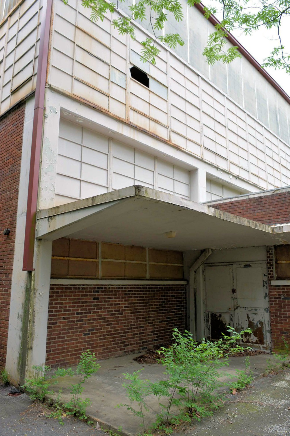 Greenwood School, Hot Springs Arkansas Front (north) facade of the Gymnasium/Auditorium addition (2016)