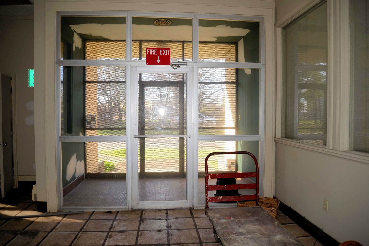 Stebbins and Roberts Office Building and Factory, Little Rock Arkansas 1<sup>st</sup> floor looking south at entrance (2016)