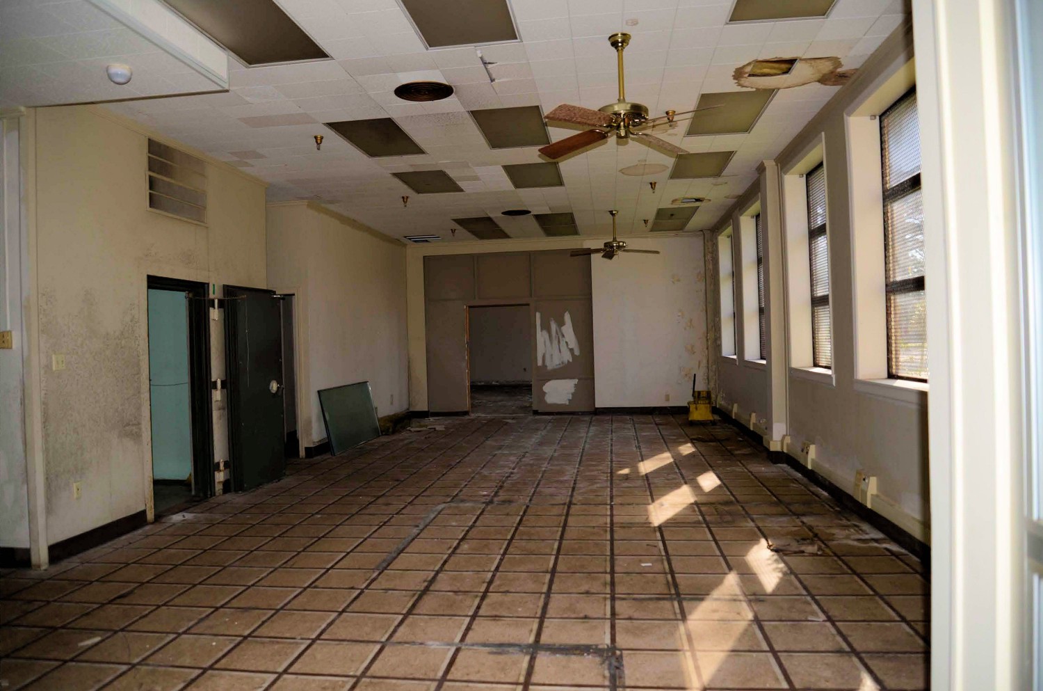 Stebbins and Roberts Office Building and Factory, Little Rock Arkansas 1<sup>st</sup> floor looking east (2016)
