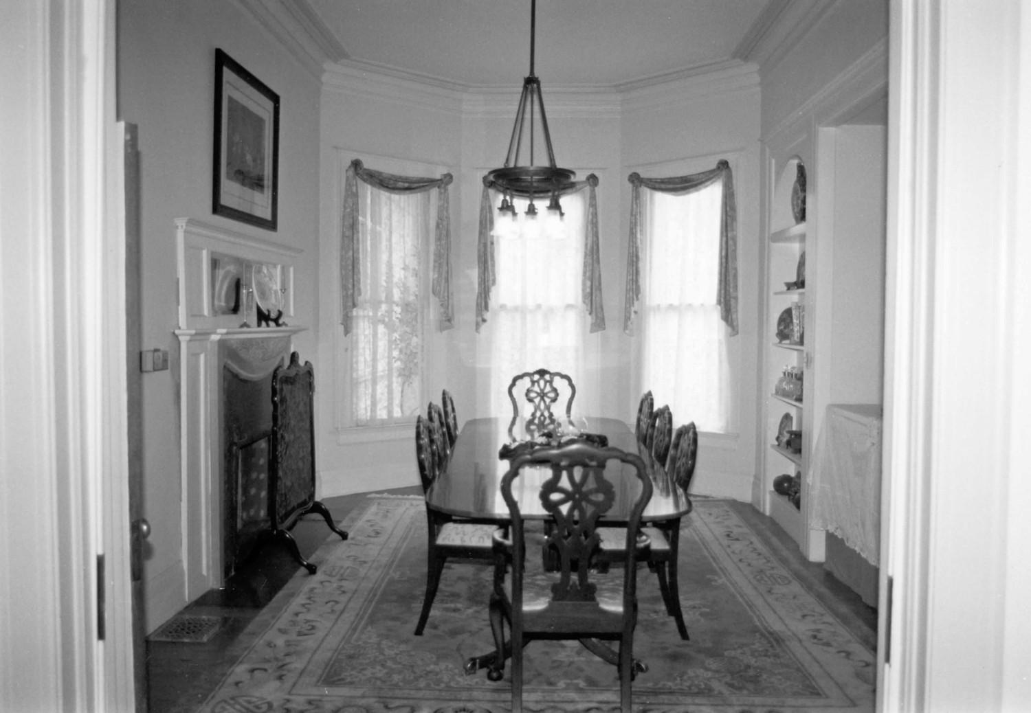 Woodbury-Story House, Altadena California Dining Room, looking west (1993)