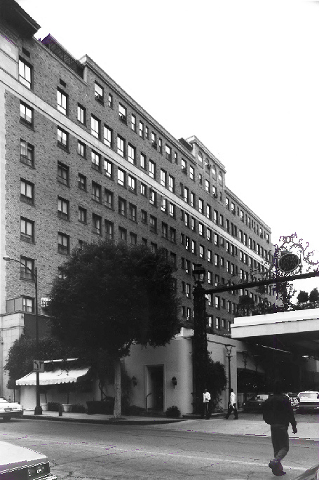 Beverly Wilshire Hotel, Beverly Hills California 1986 South elevation