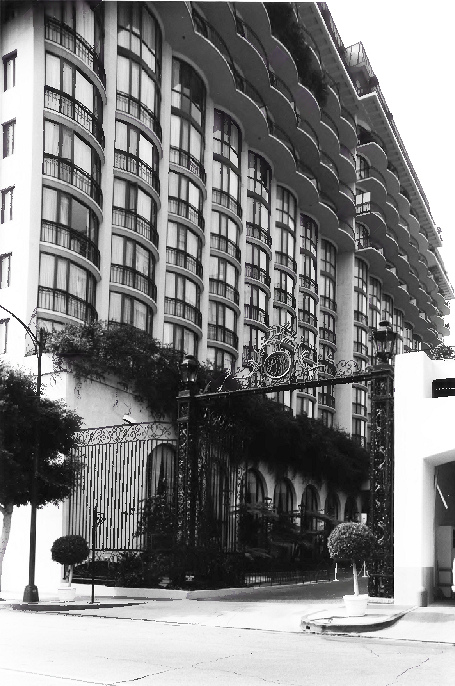 Beverly Wilshire Hotel, Beverly Hills California 1986 Beverly Wing, north elevation