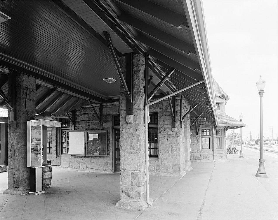 Southern Pacific Railroad Train Depot, San Carlos California 1987 Northeast facade, view to northwest
