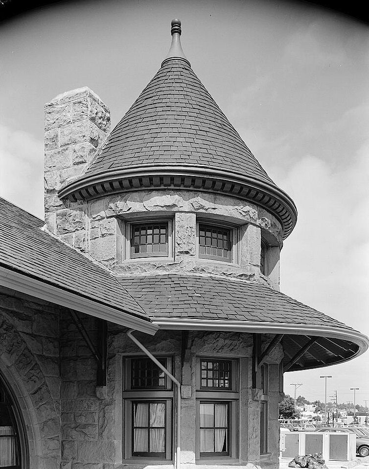 Southern Pacific Railroad Train Depot, San Carlos California 1987 Detail, northeast facade, operator's bow window and tower, view to northwest