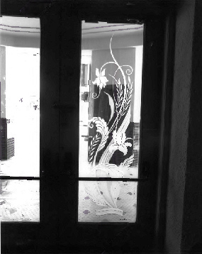 Balboa Theatre, San Diego California 1996 View from entry lobby to entry foyer through etched glass doors (original)