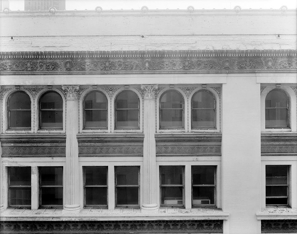 City of Paris Dry Goods Company, San Francisco California 1979 WEST ELEVATION, FIFTH AND SIXTH FLOORS, DETAIL OF NORTH BAYS 