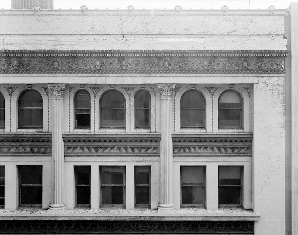City of Paris Dry Goods Company, San Francisco California 1979 WEST ELEVATION, FIFTH AND SIXTH FLOORS, SOUTHERN PORTION 