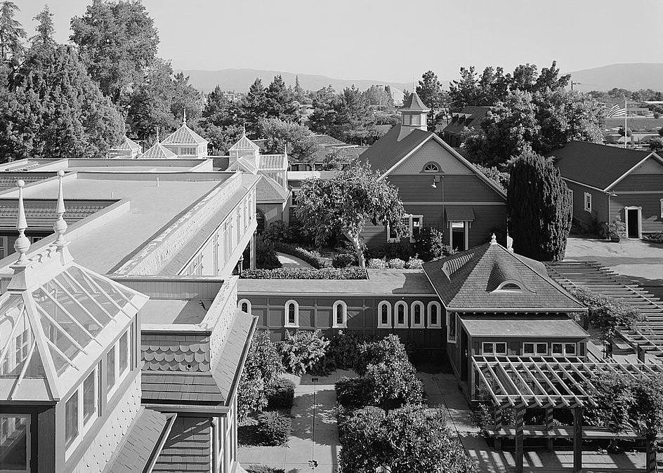 Winchester Mystery House, San Jose California 1980 VIEW LOOKING SOUTH FROM TOP FLOOR