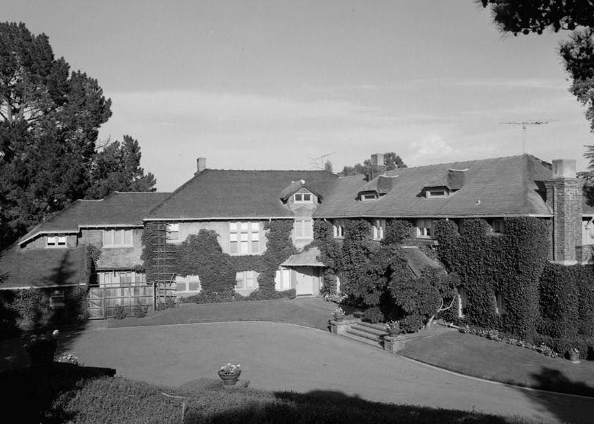 Green Gables - Fleishhacker House, Woodside California WEST FRONT FROM WEST