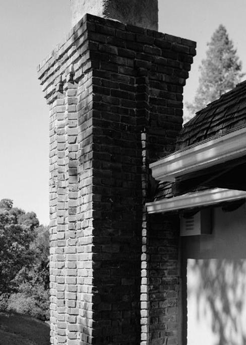 Green Gables - Fleishhacker House, Woodside California WEST WING, WEST END, DETAIL OF CHIMNEY FROM SOUTHWEST