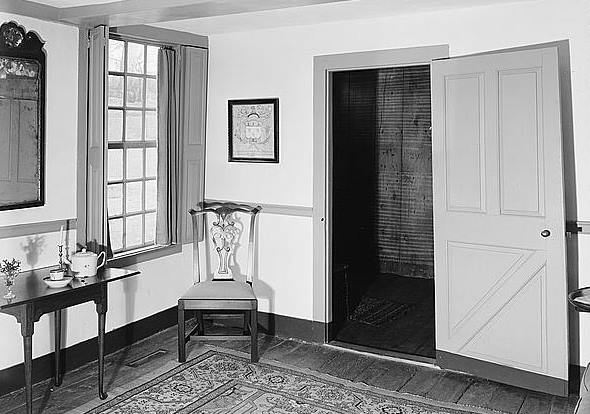 Leffingwell Inn, Norwich Connecticut 1961 SOUTHEAST CORNER OF NORTH PARLOR ON FIRST FLOOR