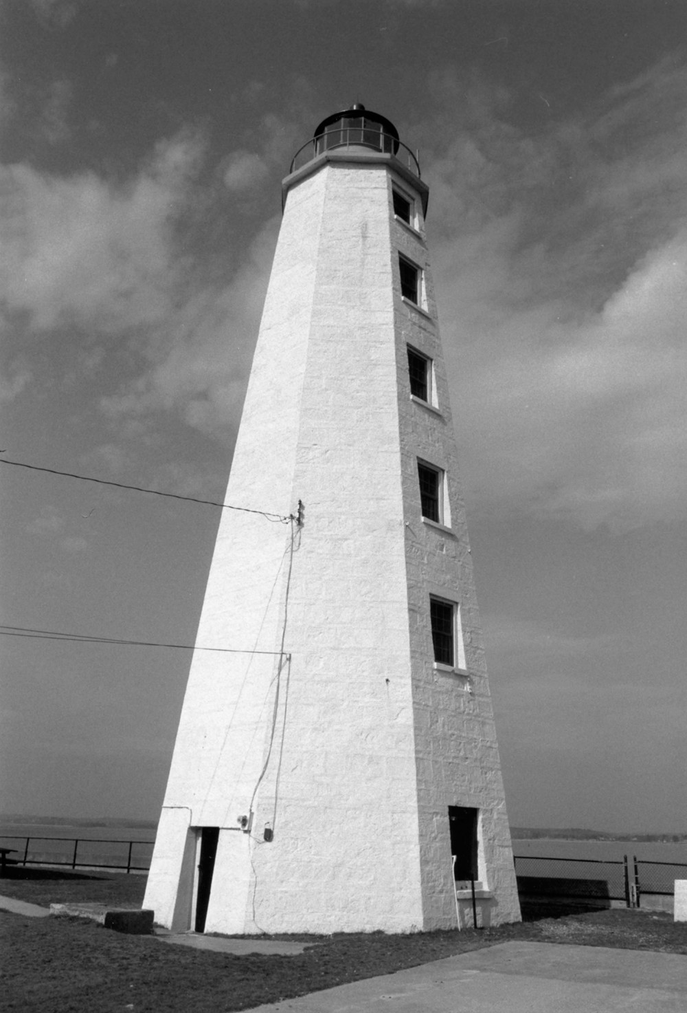 Lynde Point Lighthouse, Old Saybrook Connecticut Lighthouse, camera facing northeast (1989)