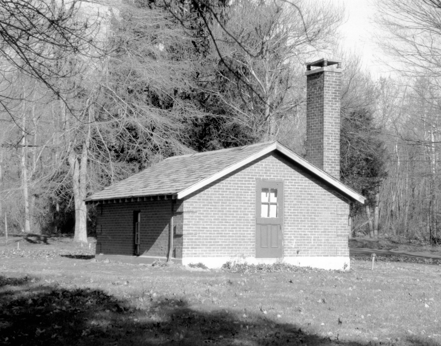 Seaside Sanatorium, Waterford Connecticut Pump House #1 (1994)