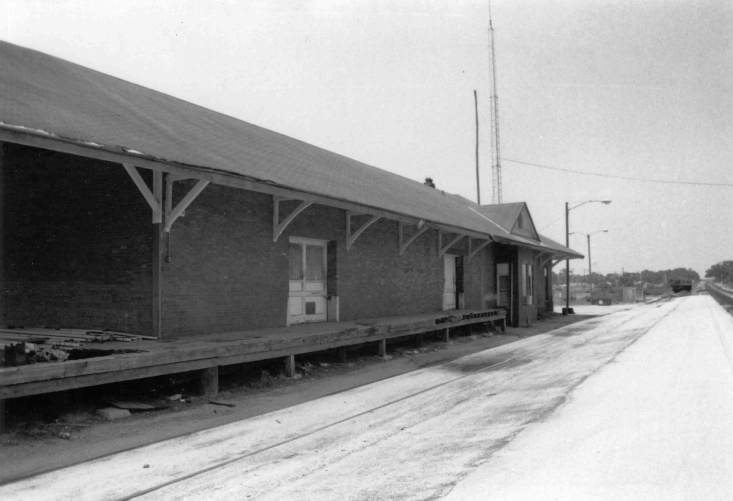 Dade City Atlantic Coast Line Railroad Depot, Dade City Florida Southeast corner (1993)