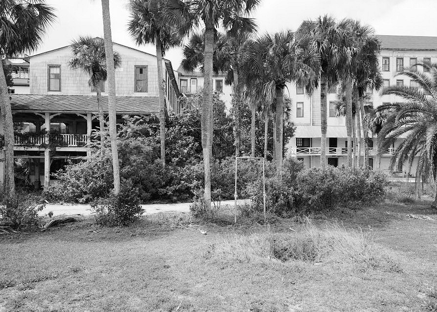 Ormond Hotel, Ormond Beach Florida 1992 REAR, EAST SIDE OF EAST WING AND PORTION OF NORTH WING