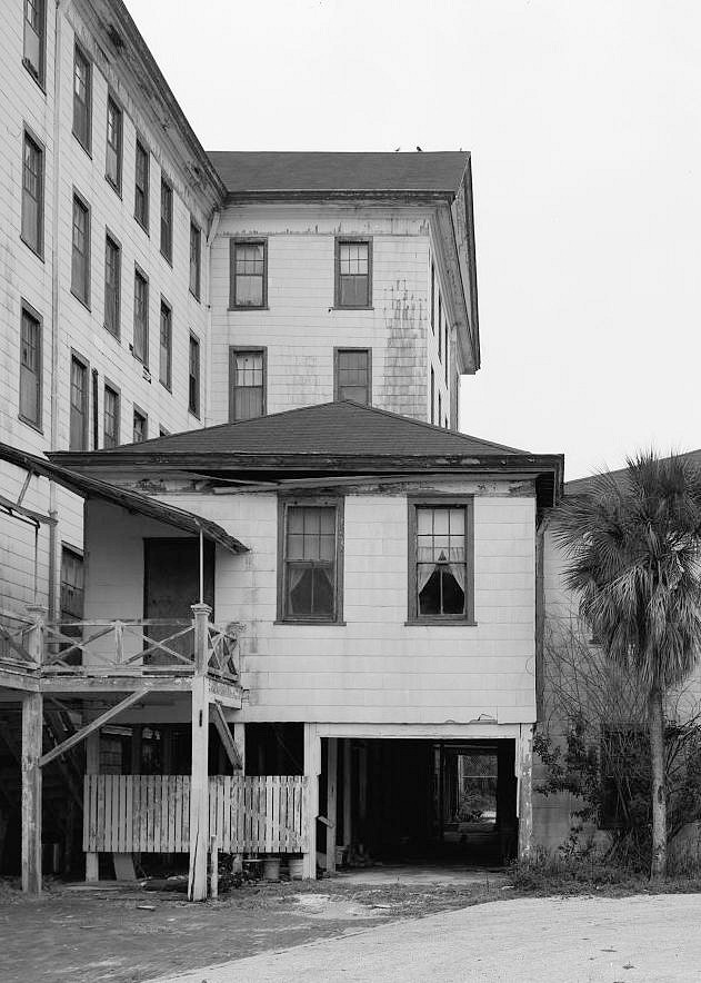 Ormond Hotel, Ormond Beach Florida 1992 REAR, KITCHEN OFFICE AND PORTION OF NORTH WING