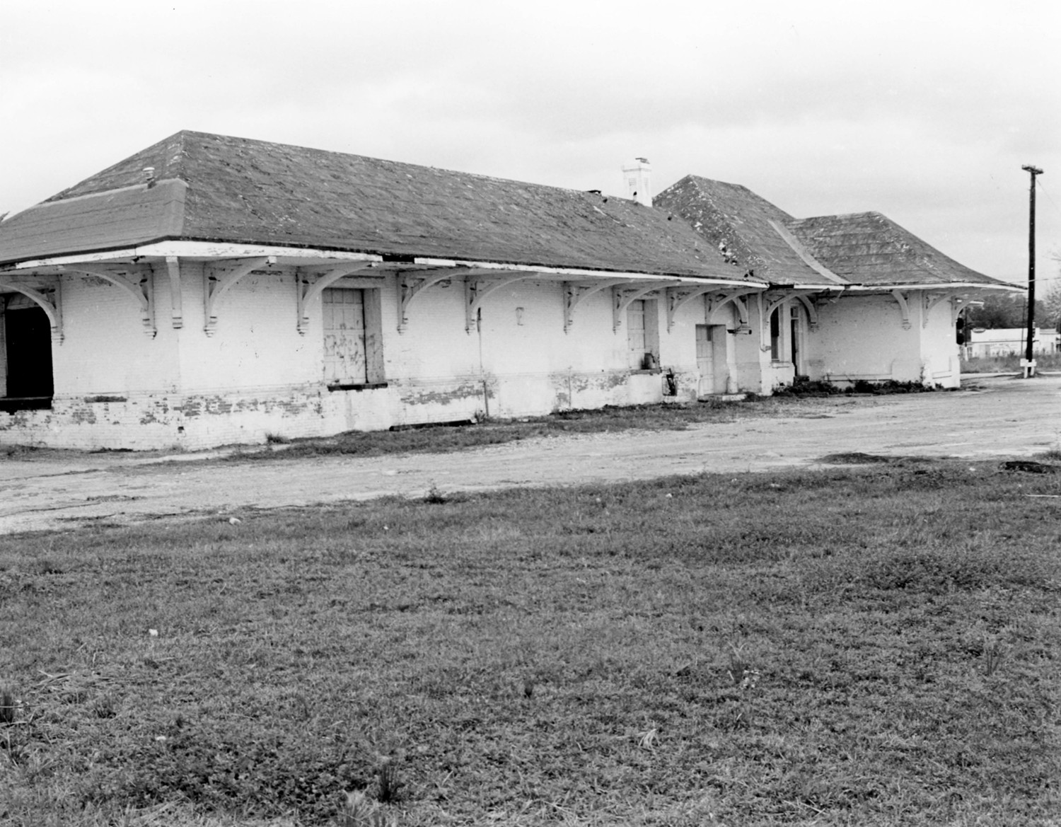 Old Atlantic Coast Line Union Depot, Palatka Florida East Facade & South Elevation (1987)