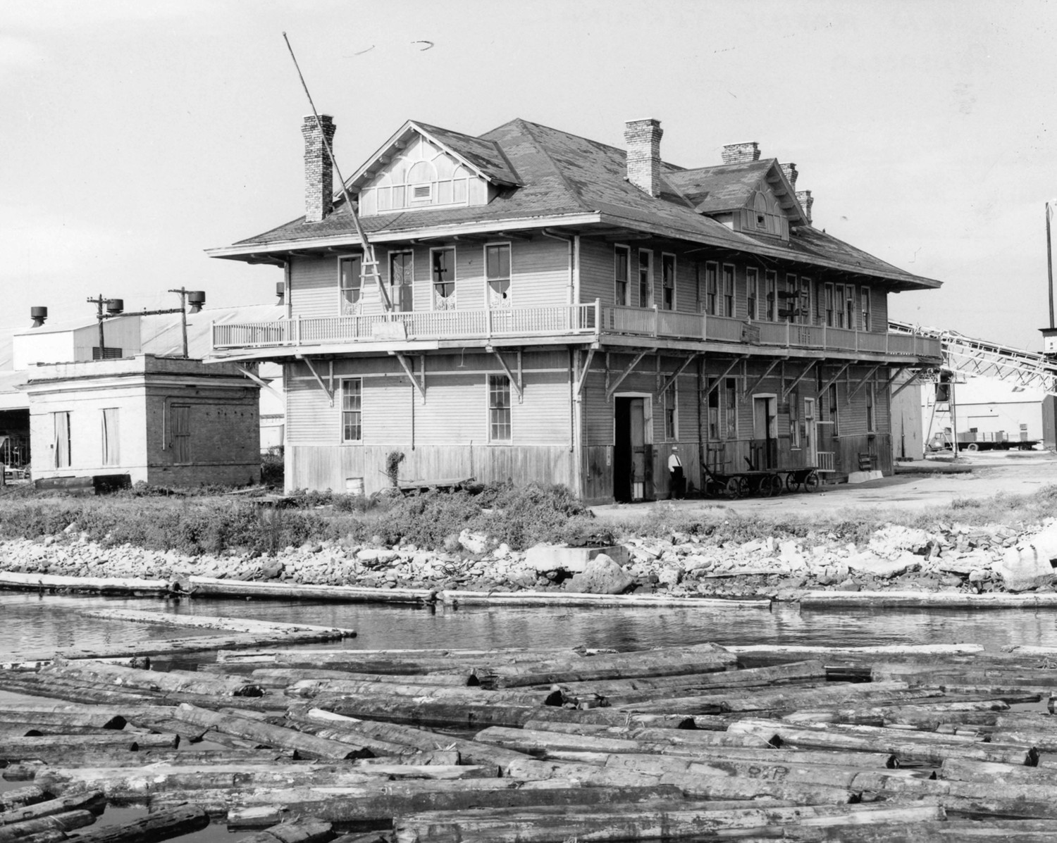 L & N Marine Terminal Building, Pensacola Florida Looking northeast (1968)