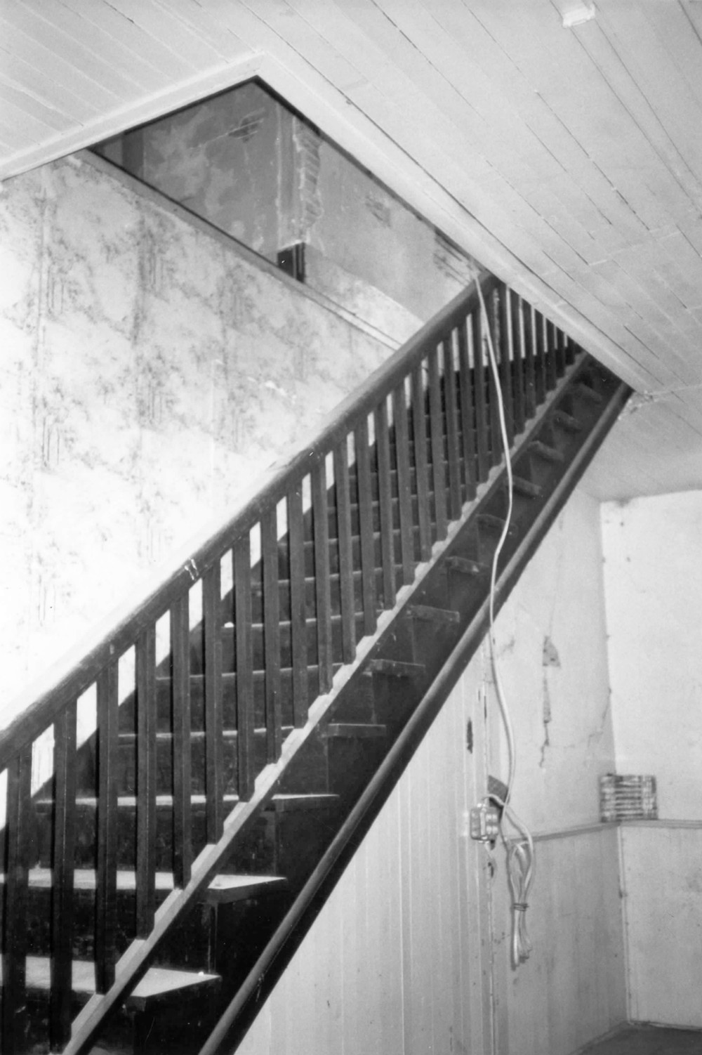 Williams Boarding House, Tallahassee Florida First floor staircase (1995)