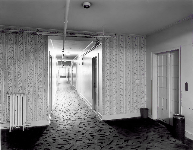 New Albany Hotel, Albany Georgia 1981 Hall, upper floor