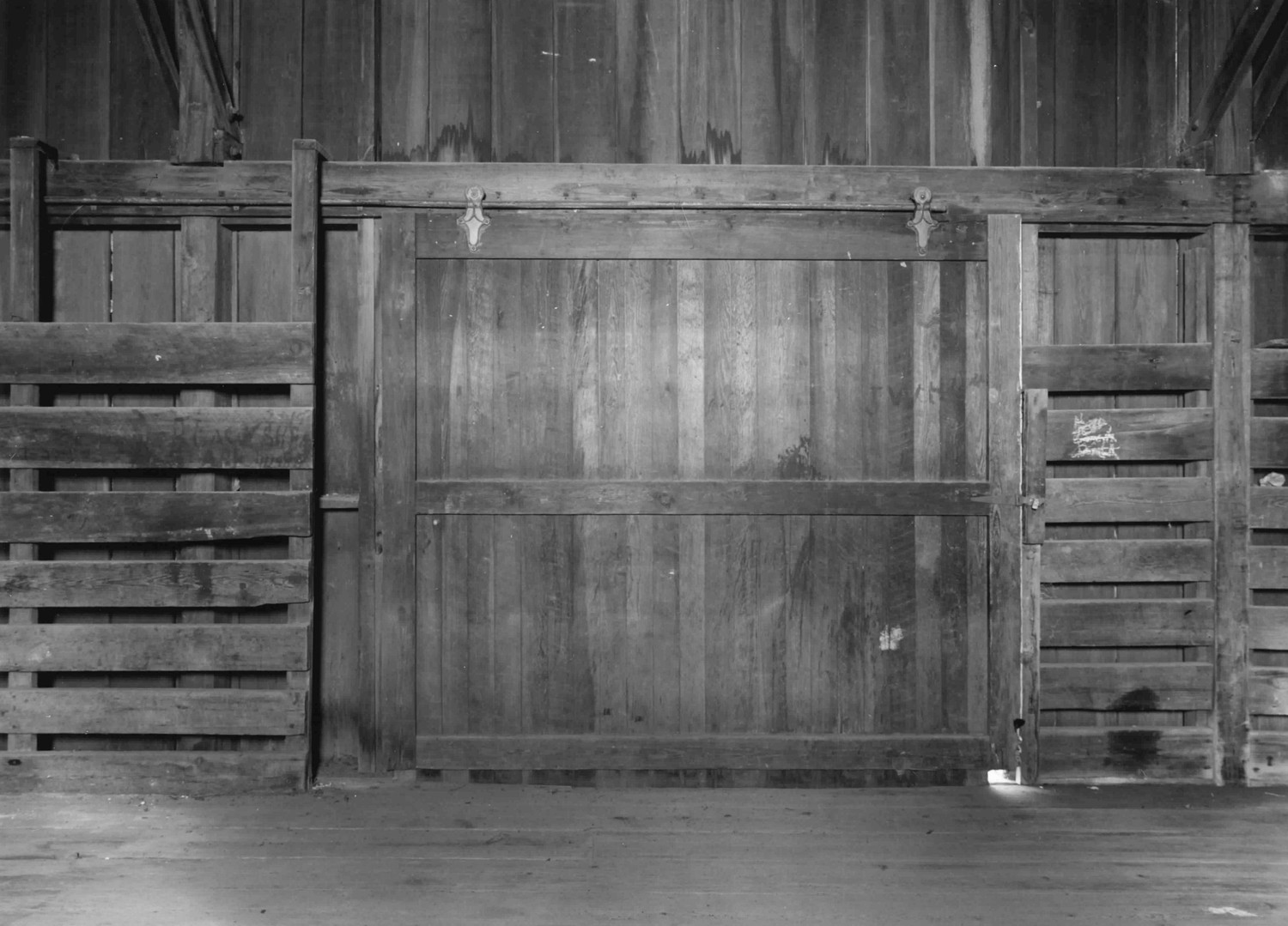 Blackshear Depot, Blackshear Georgia Freight door in freight area (1997)