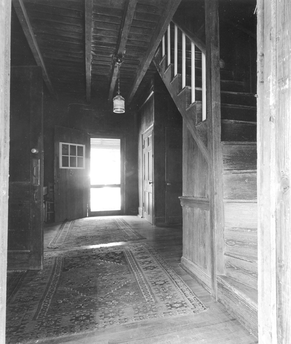 Colonsay Plantation, Crawfordville Georgia Interior, hallway (1974)