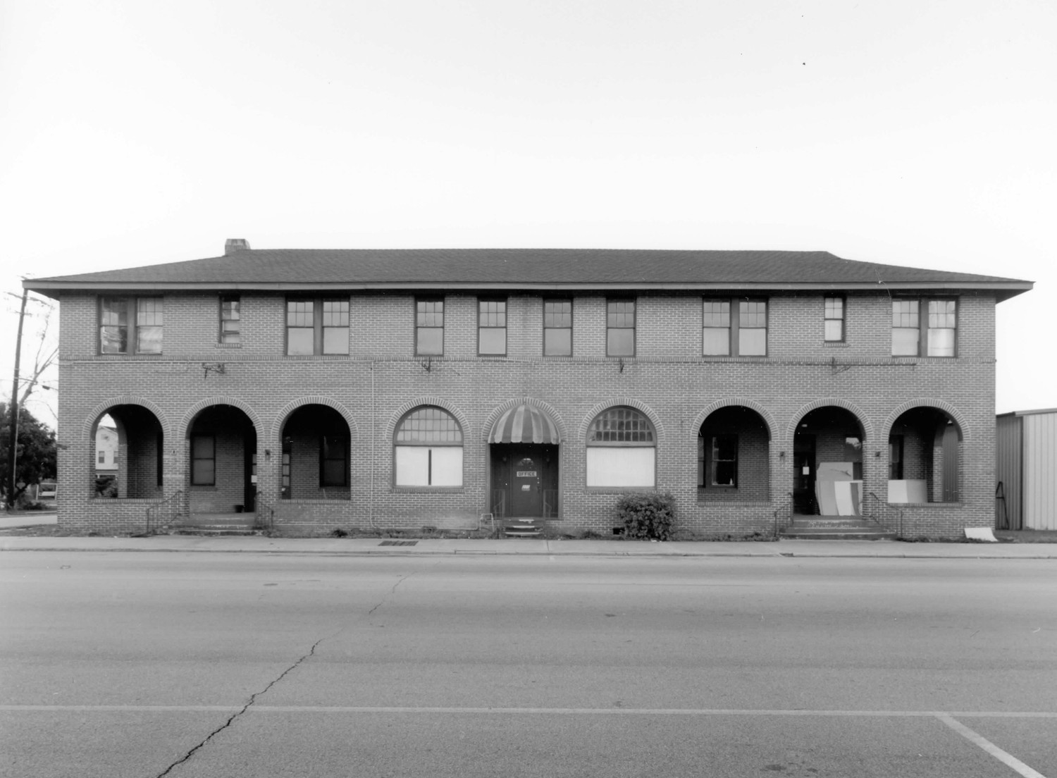Front (north) facade (2001)