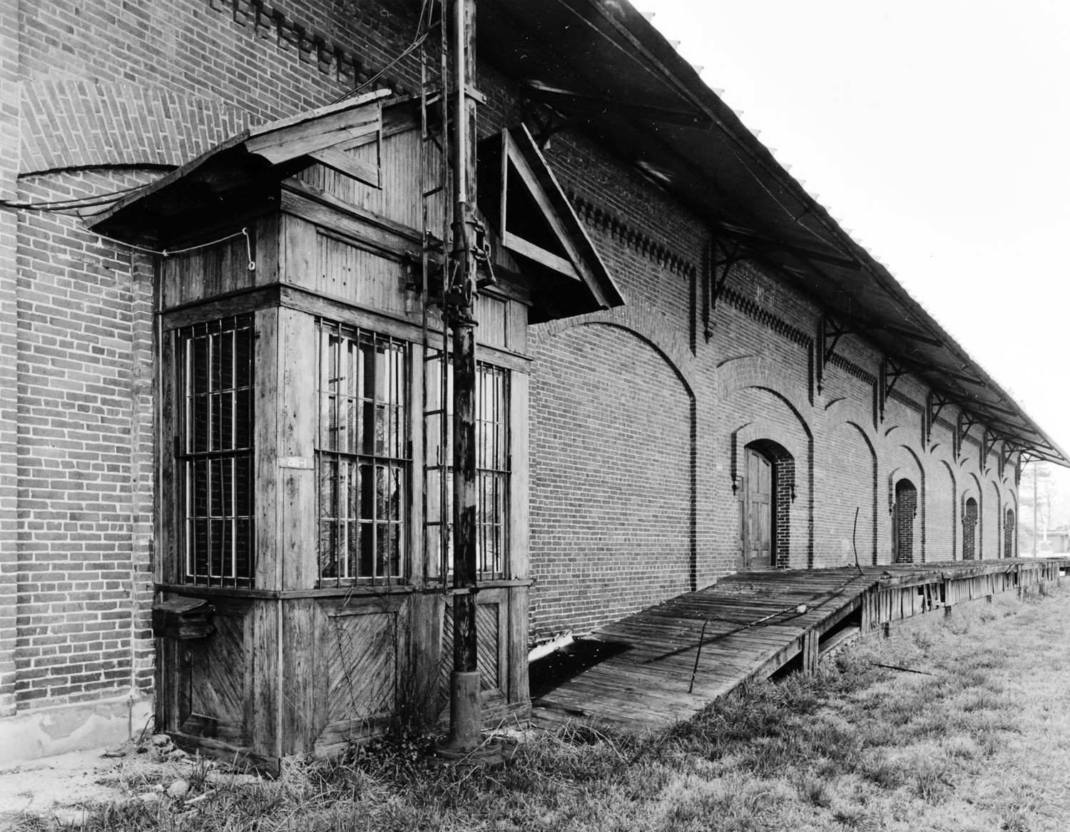 Central of Georgia Railroad Depot, Hampton Georgia West facade (1979)