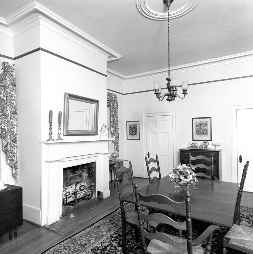 John Chapman Plantation - Hollywood, Jeffersonville Georgia First floor dining room looking southeast (1981)